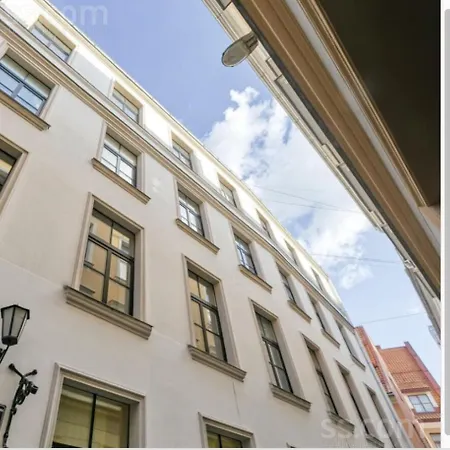 Old Town Quiet Rooftop *