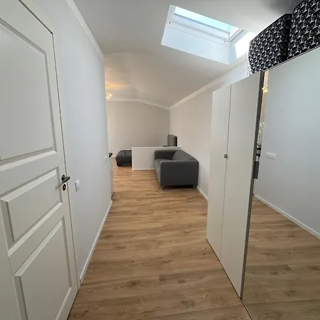 Old Town Quiet Rooftop 里加